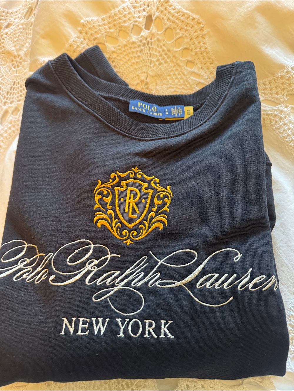 Polo by Ralph Lauren blackSweatshirt with Gold Crest and White Script Logo - Picture 5 of 5